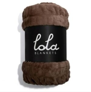 Brand New Lola Blanket In Driftwood Color